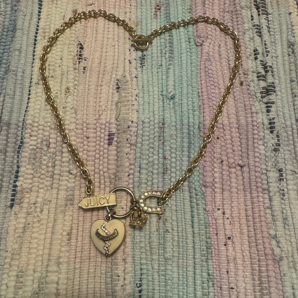 💕💕Vintage Rare JC Enamel Gold puff Heart Charm toggle Necklace💕💕